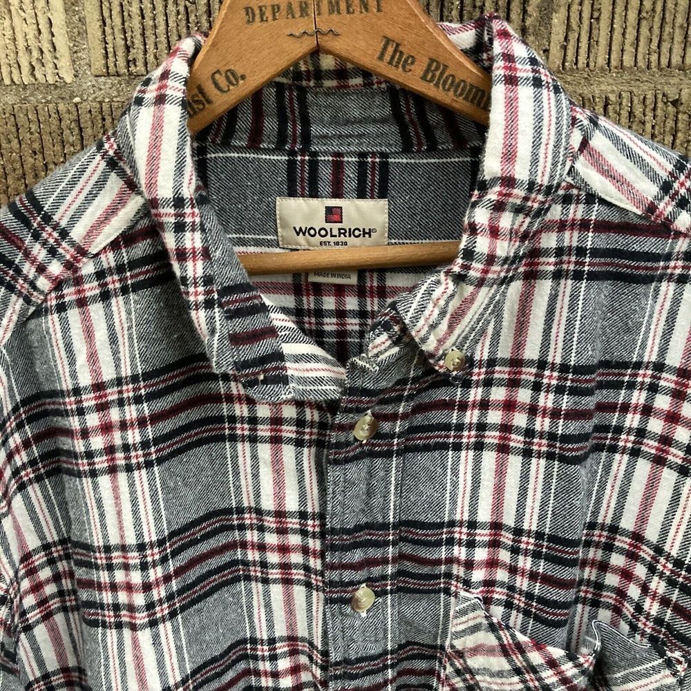 Woolrich Men's Large Long Sleeve Flannel Western Red White Winter‎ Button Down